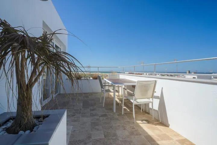 Apartamento Con Terraza Vistas Al Mar. Conil De La Frontera Esterno foto