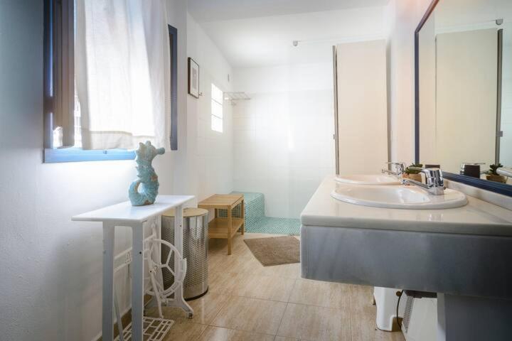 Apartamento Con Terraza Vistas Al Mar. Conil De La Frontera Esterno foto